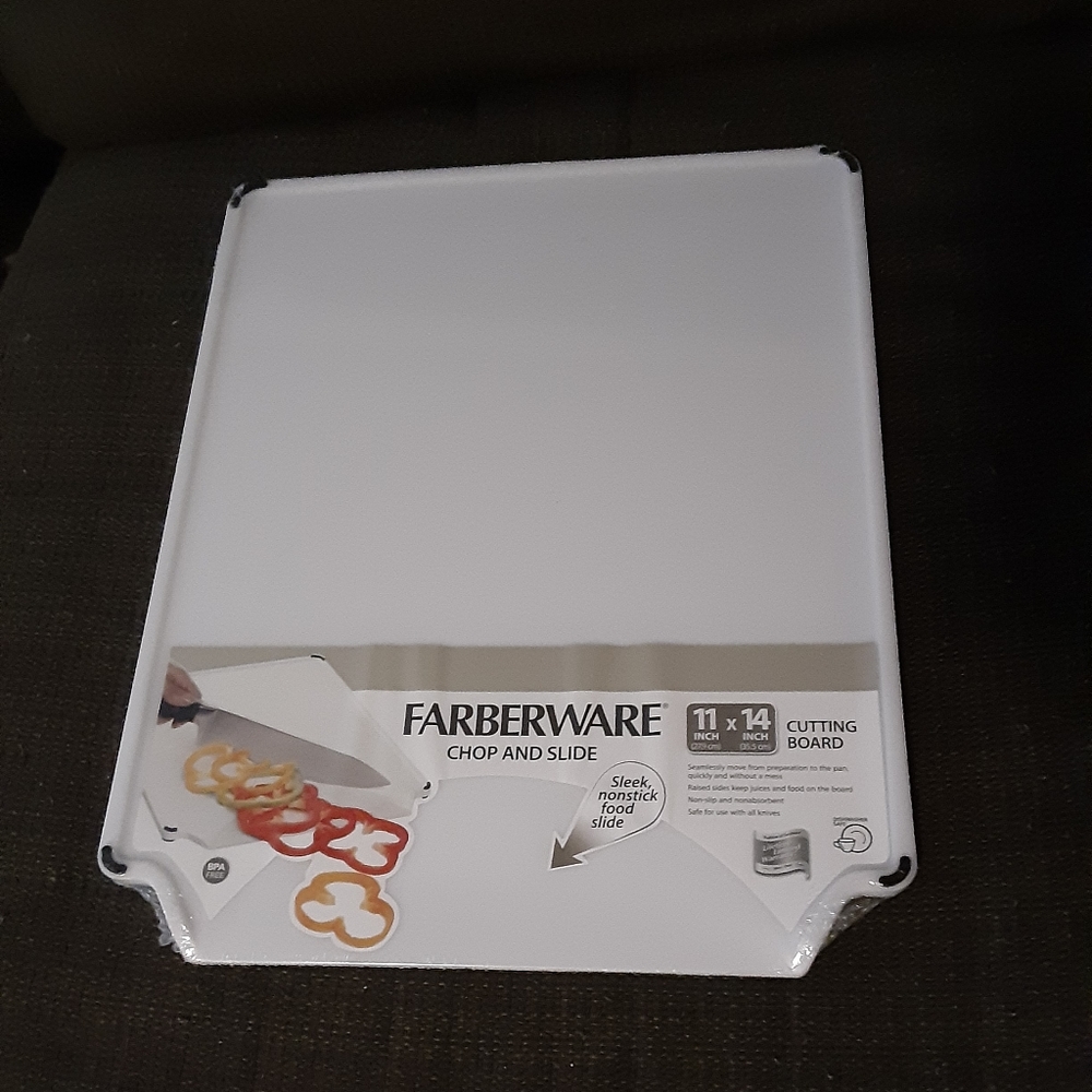 Farberware chop and slide cutting board